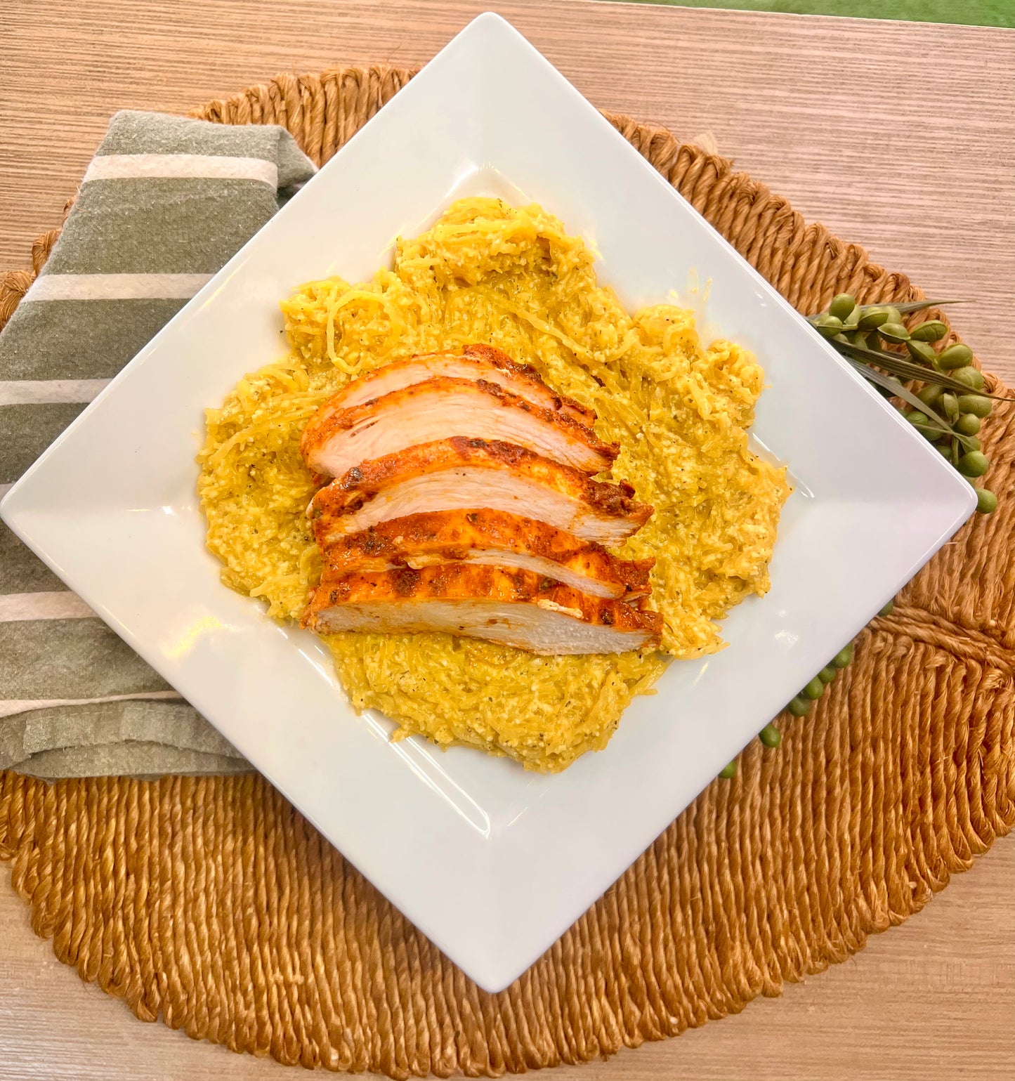 Blackened Chicken Alfredo w/ Spaghetti Squash Noodles (low carb/paleo/whole 30)
